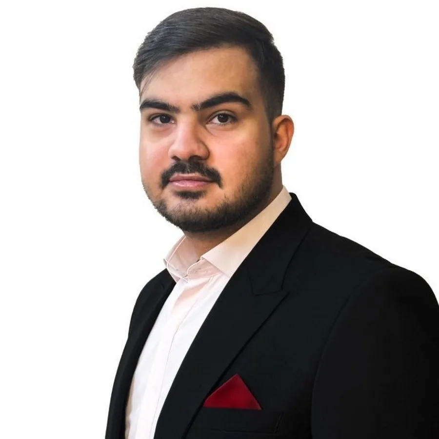عرفان هاشمی دبیر زمین شناسی کنکور